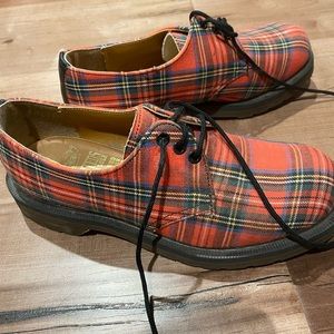 Real vintage 80’s plaid docs